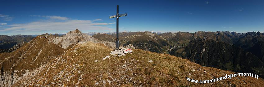 09 11898 Panoramica dal Monte Secco.jpg